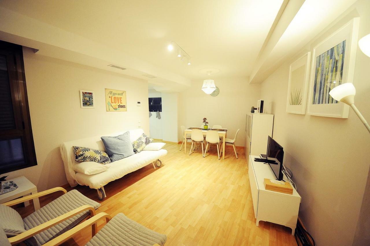 Dones Apartamento En El Casco Historico De Zaragoza Dış mekan fotoğraf